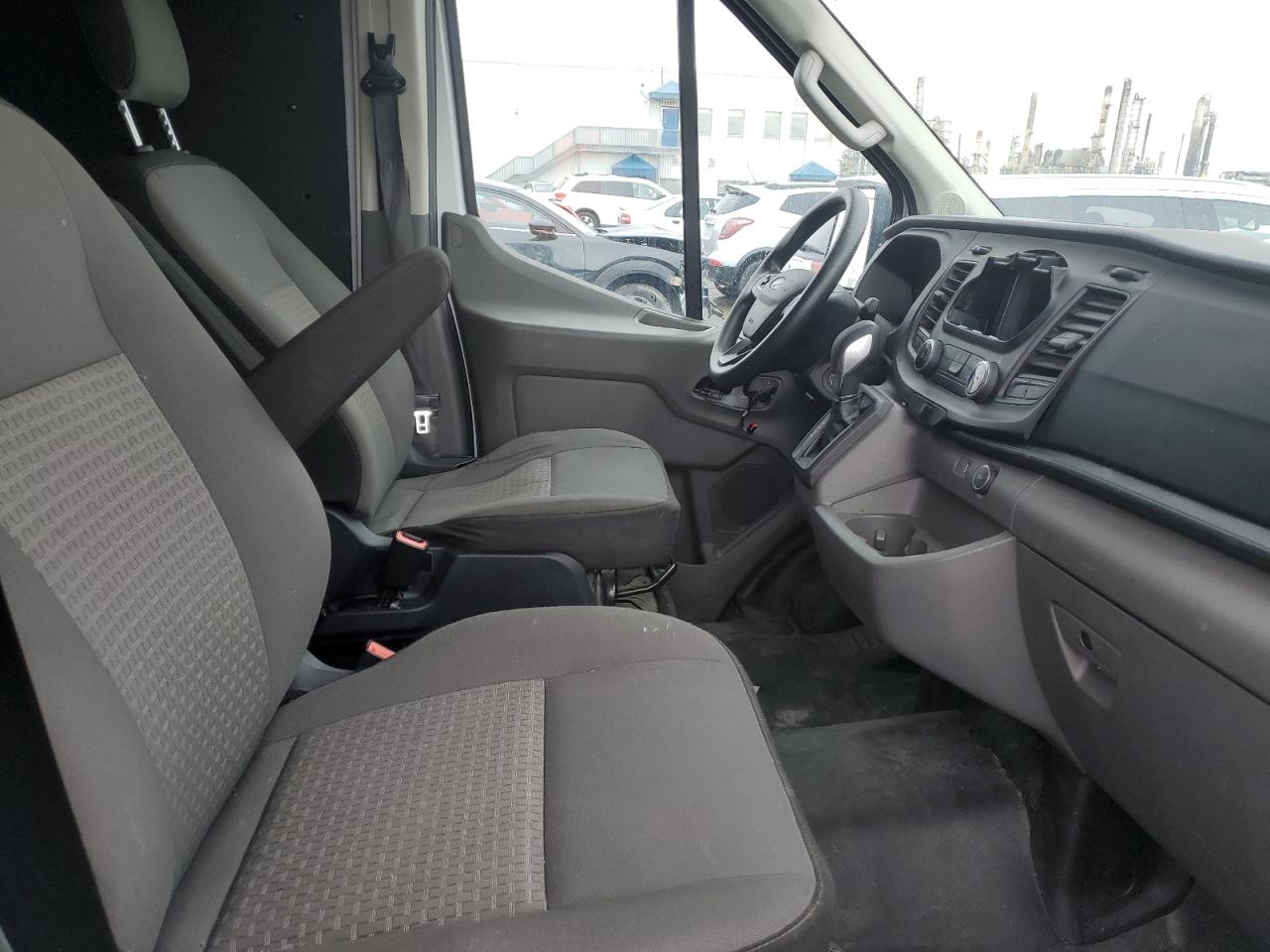 FORD TRANSIT T-250 2021 — 8