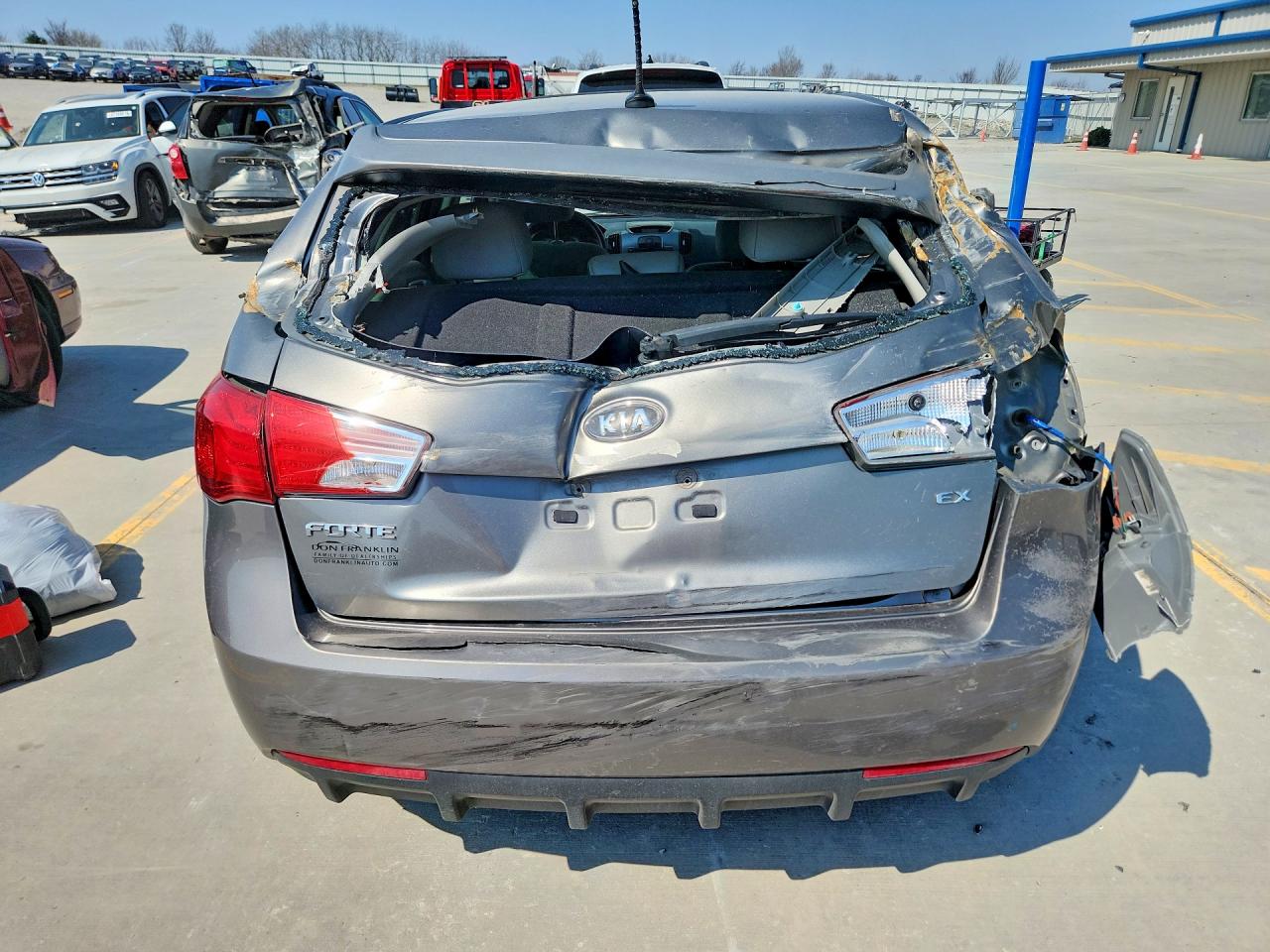 KIA FORTE 2013 — 7