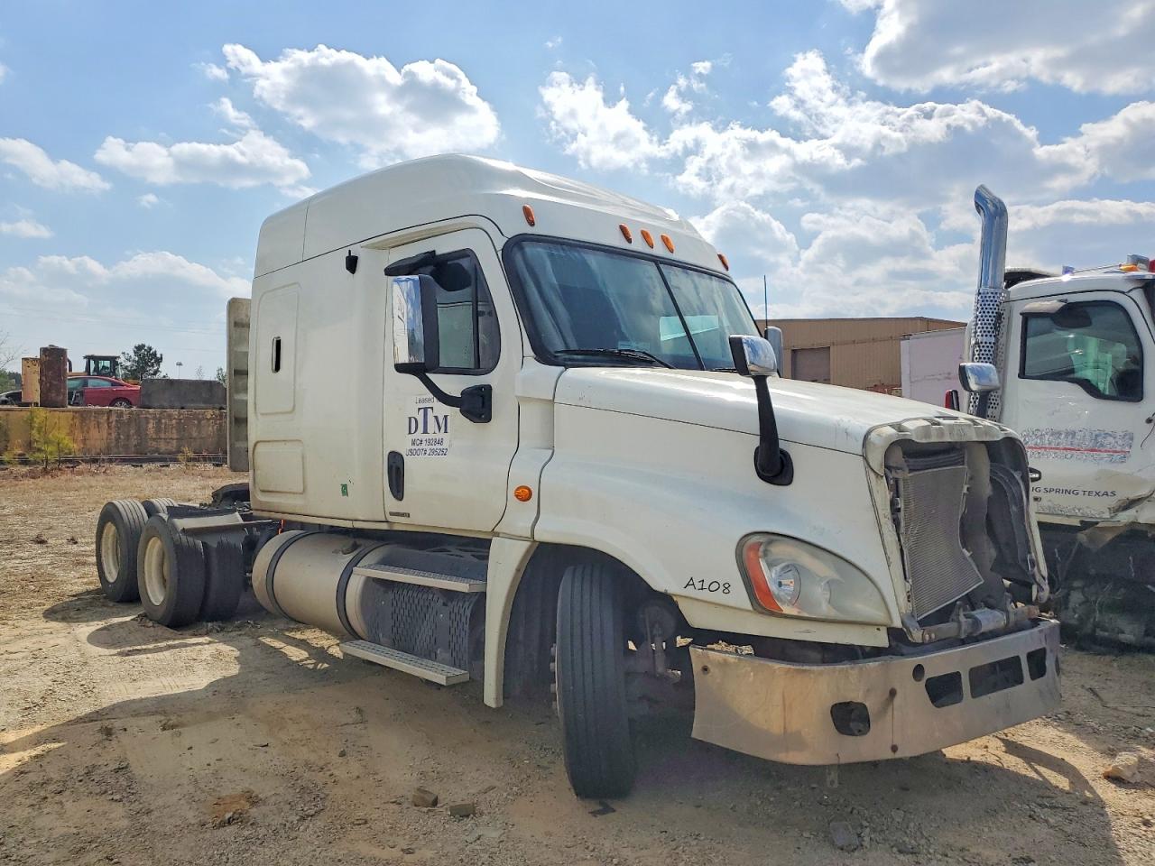 FREIGHTLINER CASCADIA 2012 — 2