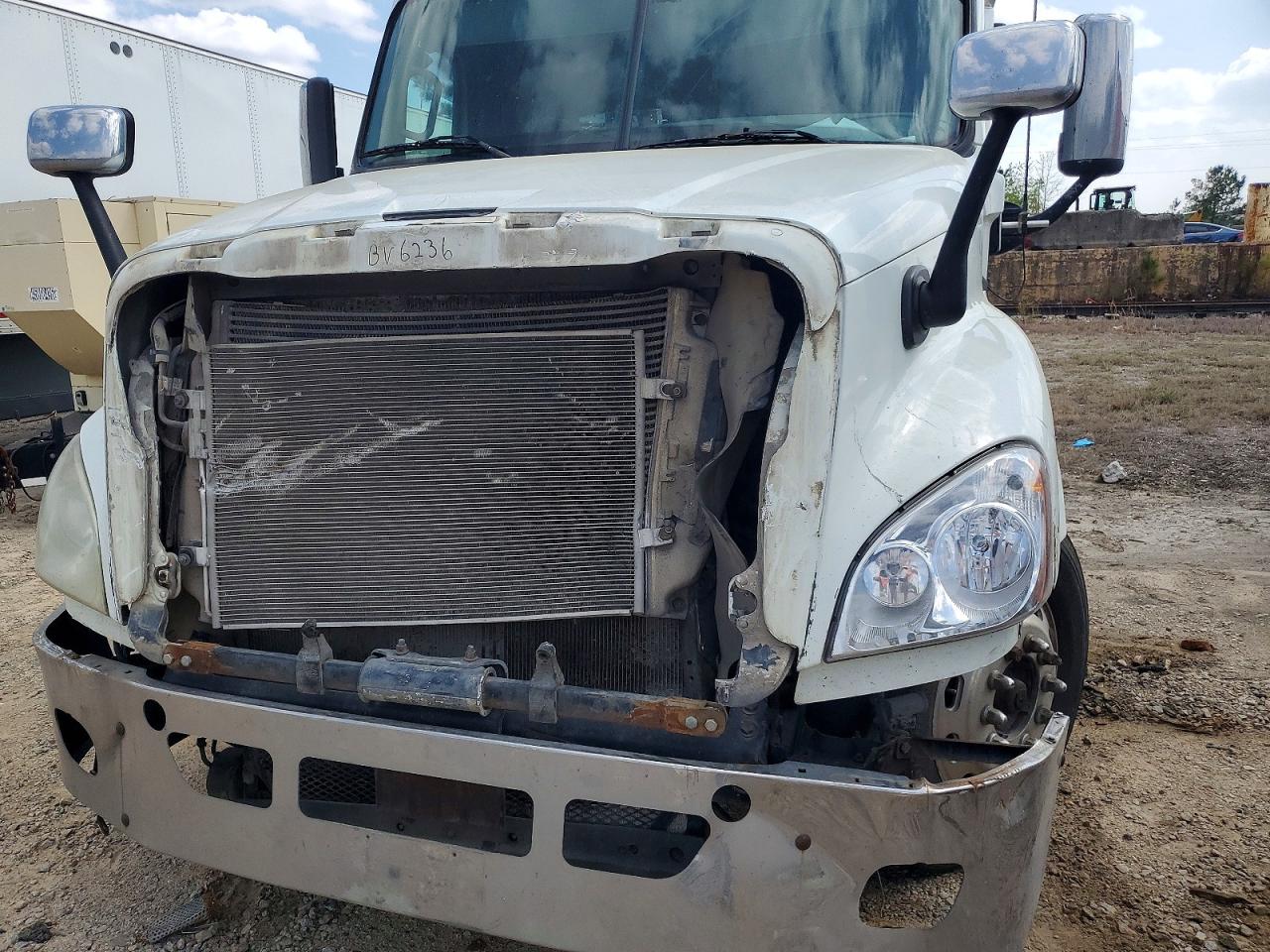 FREIGHTLINER CASCADIA 2012 — 10