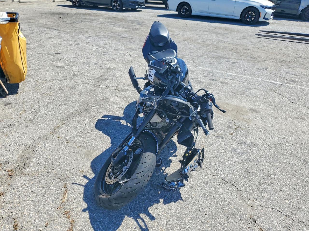 KAWASAKI ZX400 2026 — 3