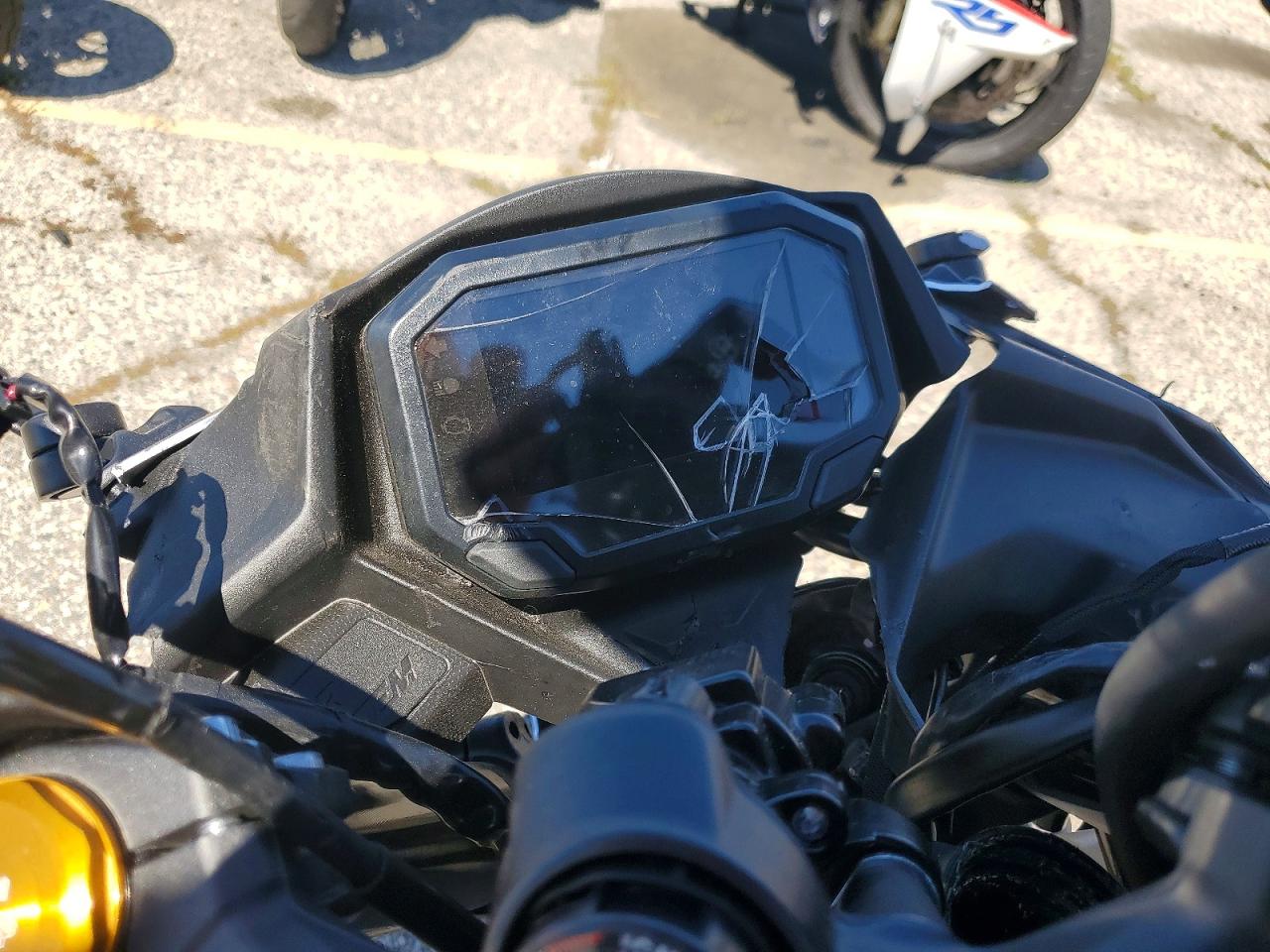 KAWASAKI ZX400 2026 — 8