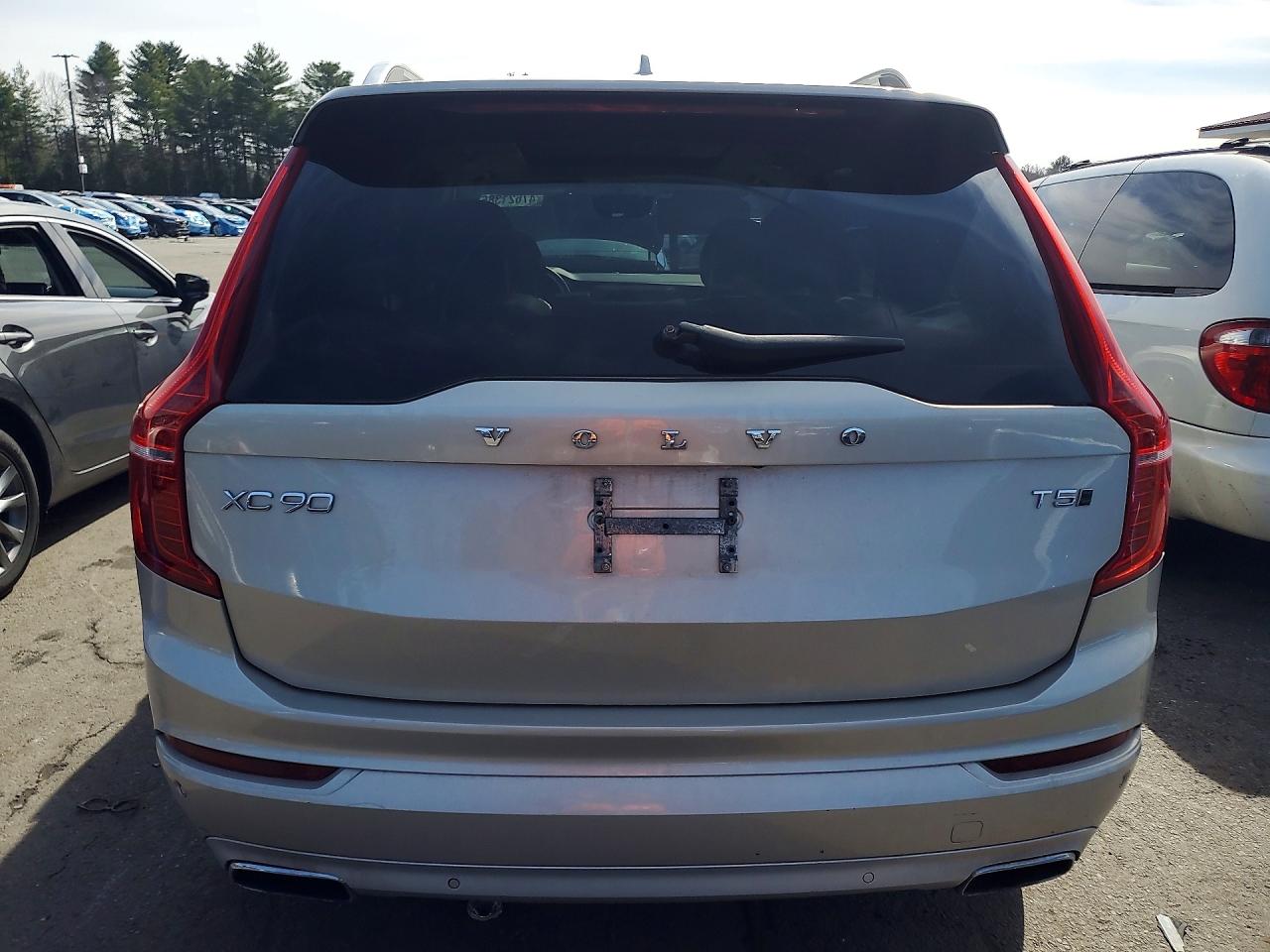 VOLVO XC90 2016 — 7