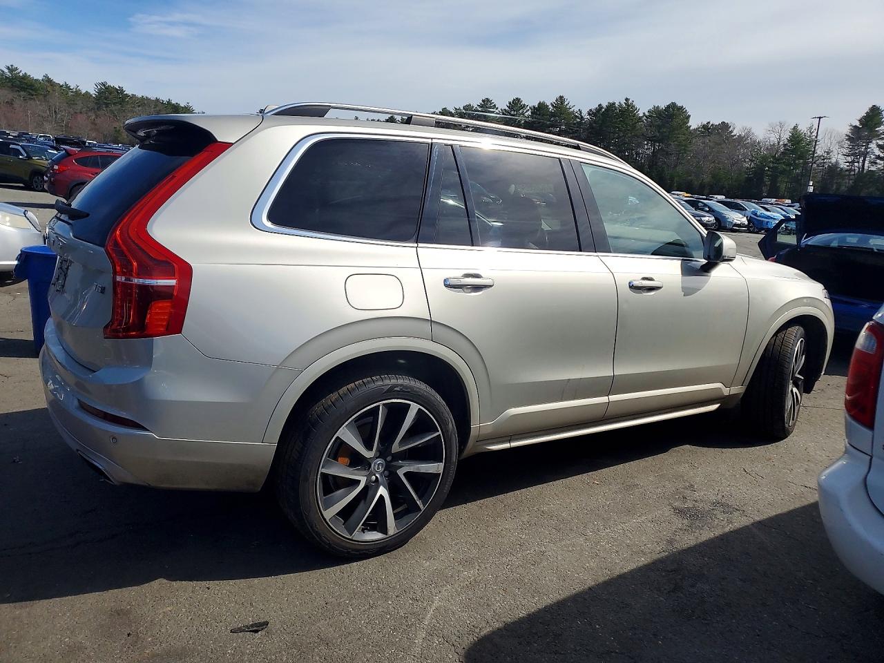 VOLVO XC90 2016 — 4