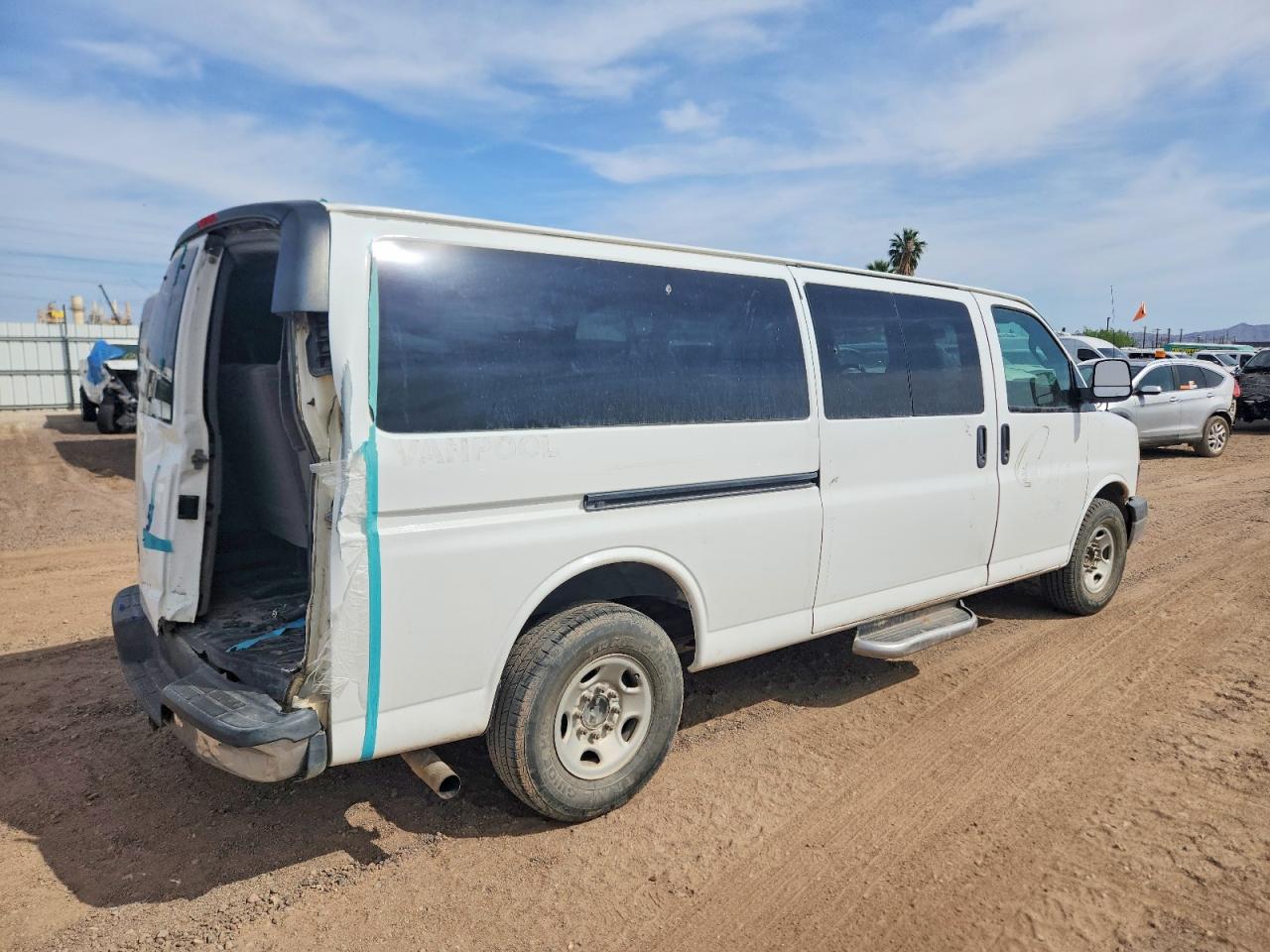 2016 GMC SAVANA G3500 LS