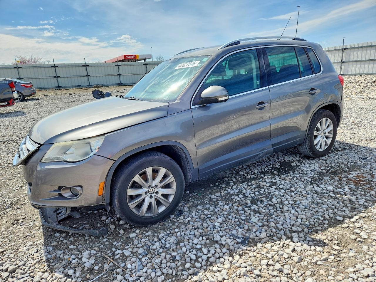 VOLKSWAGEN TIGUAN 2009 — 2