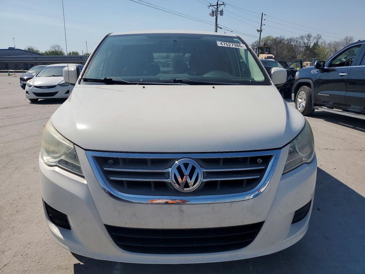 VOLKSWAGEN ROUTAN 2010 — 6
