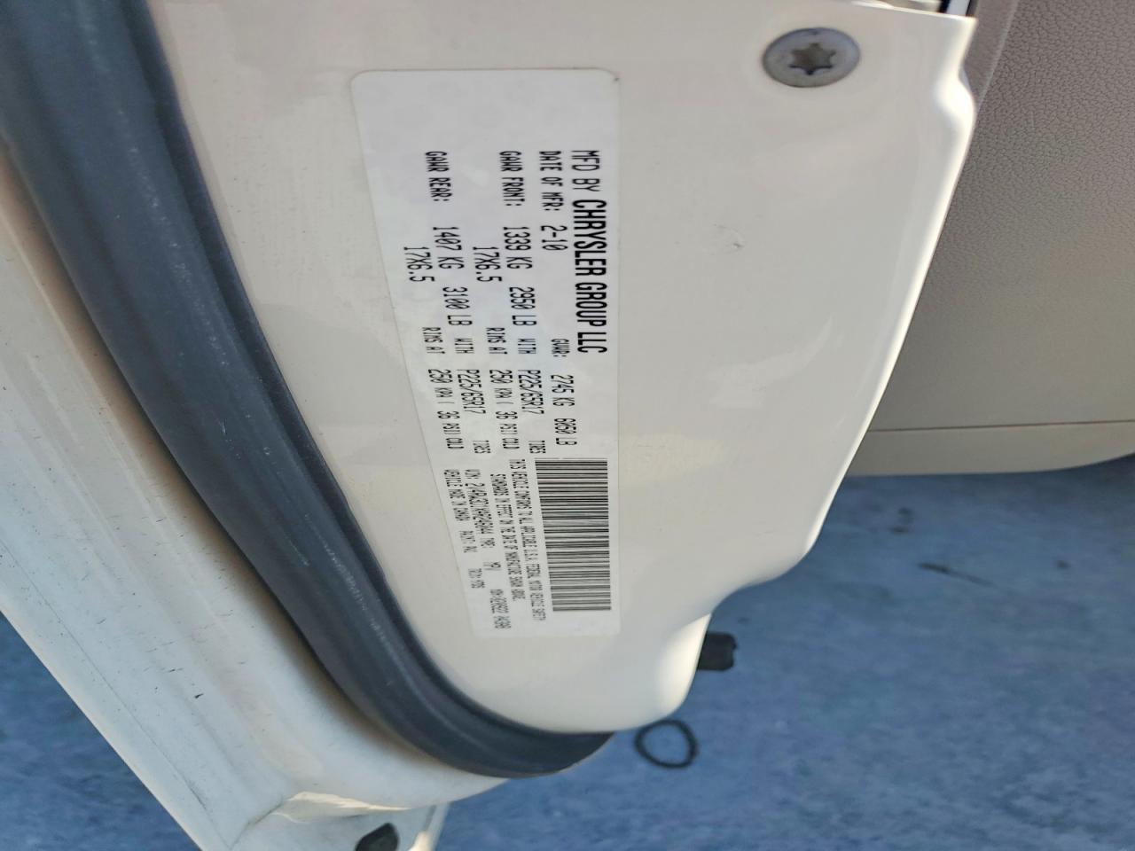 VOLKSWAGEN ROUTAN 2010 — 14