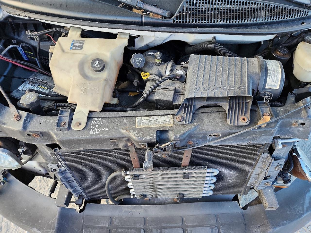 CHEVROLET EXPRESS G3500 2004 — 12