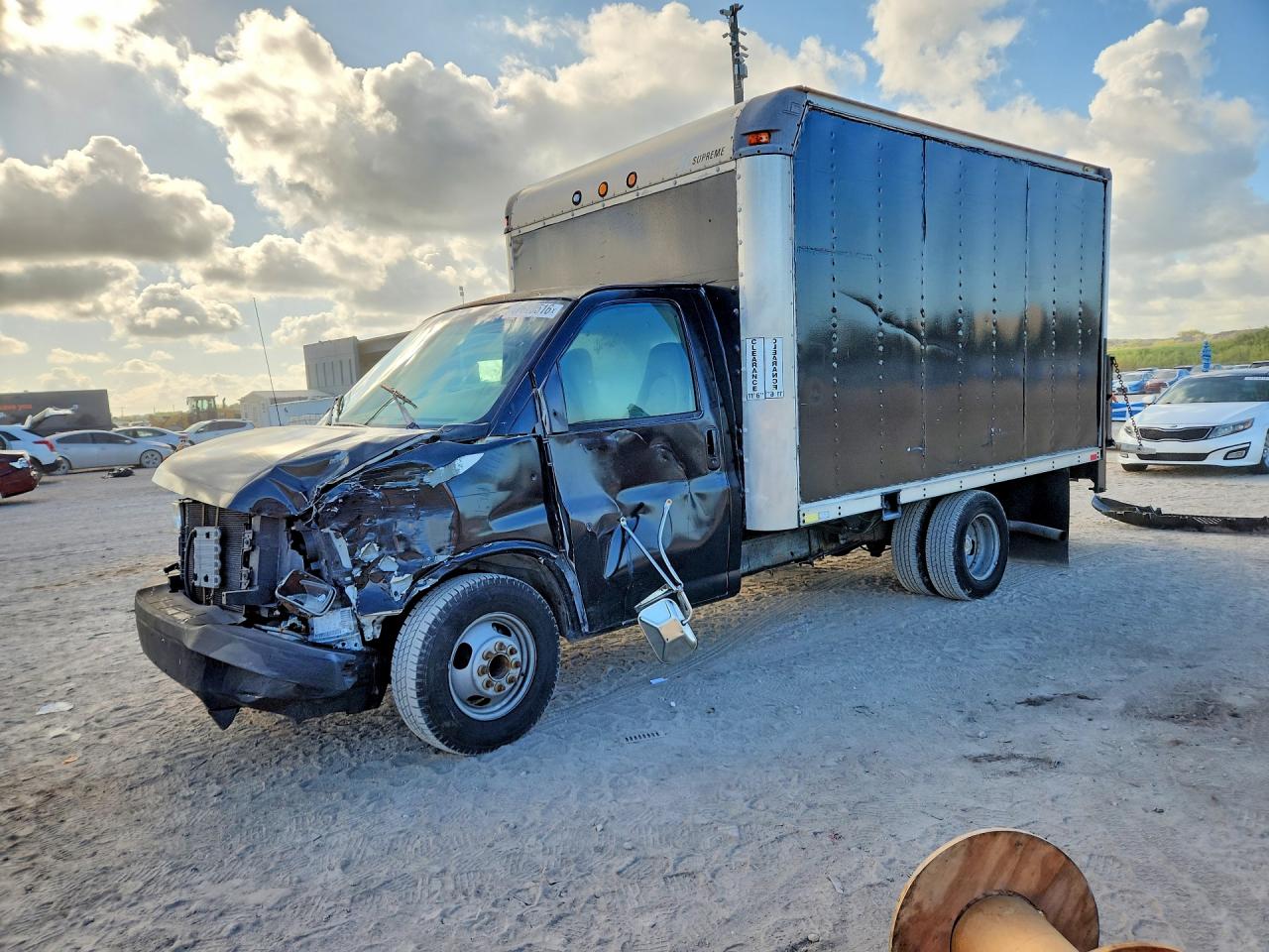 CHEVROLET EXPRESS G3500 2004 — 2
