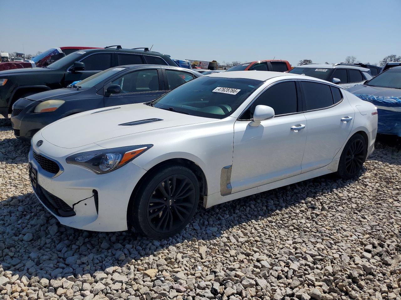 2018 KIA STINGER BASE