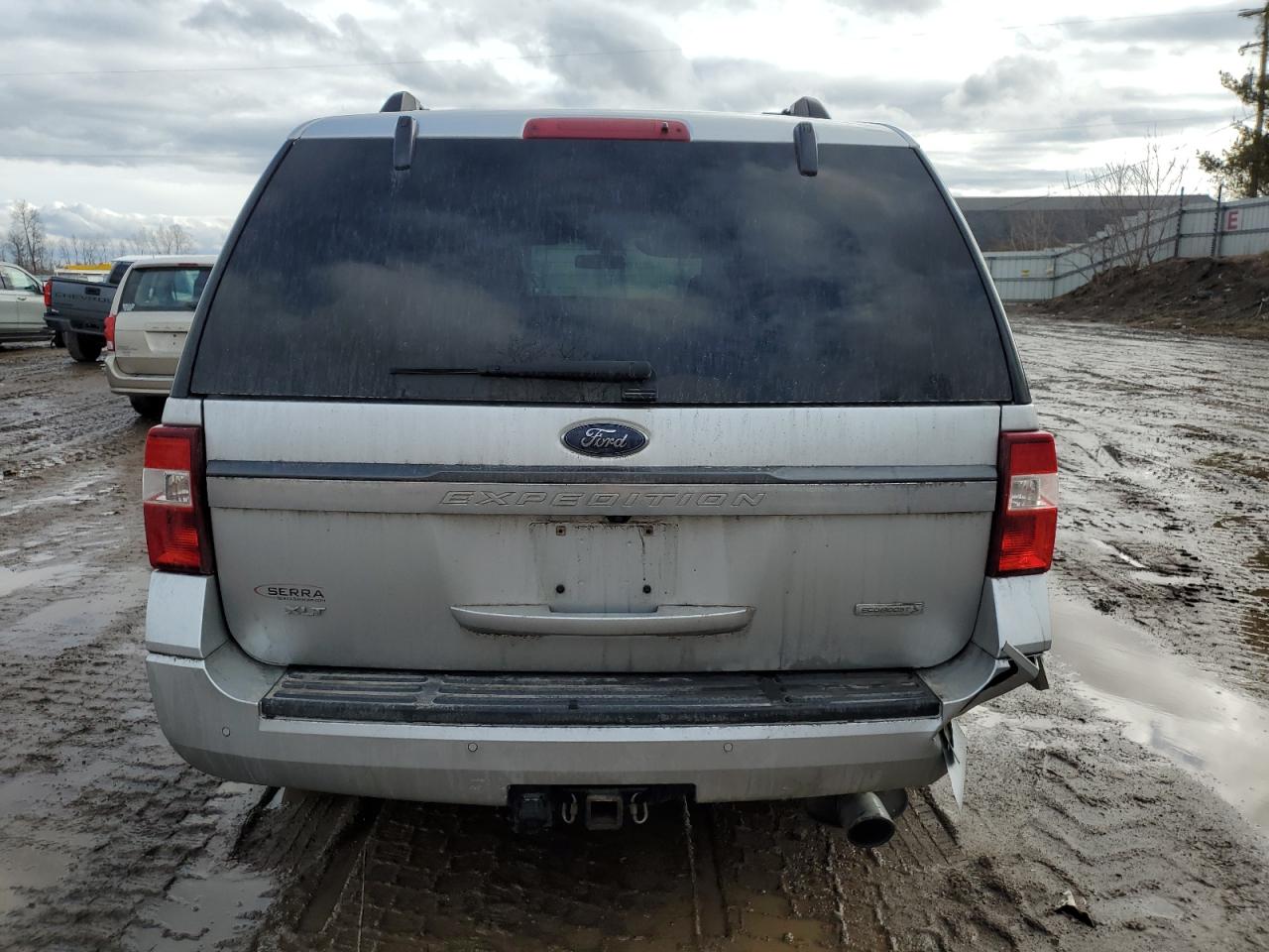 FORD EXPEDITION 2017 — 7