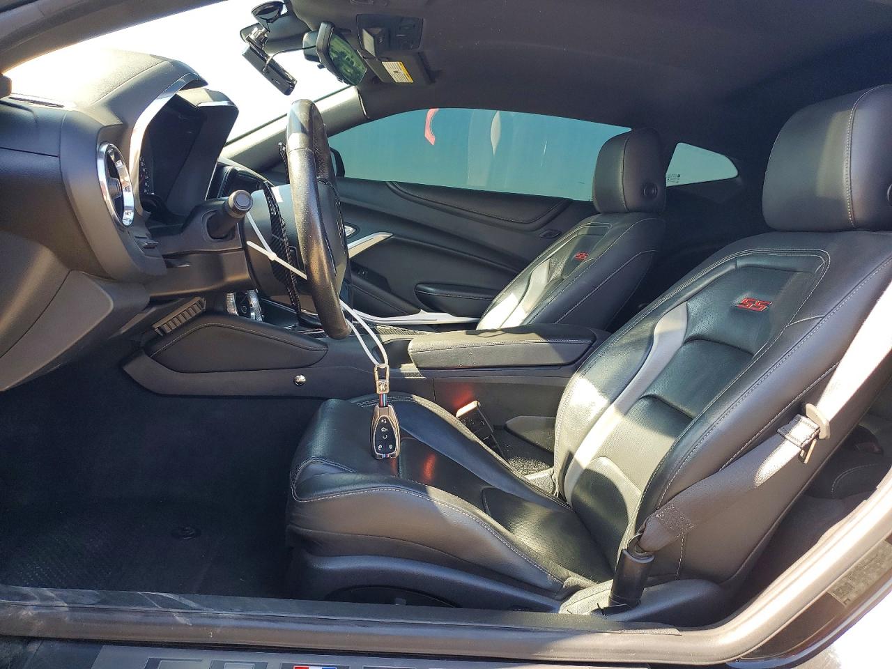 CHEVROLET CAMARO 2019 — 8