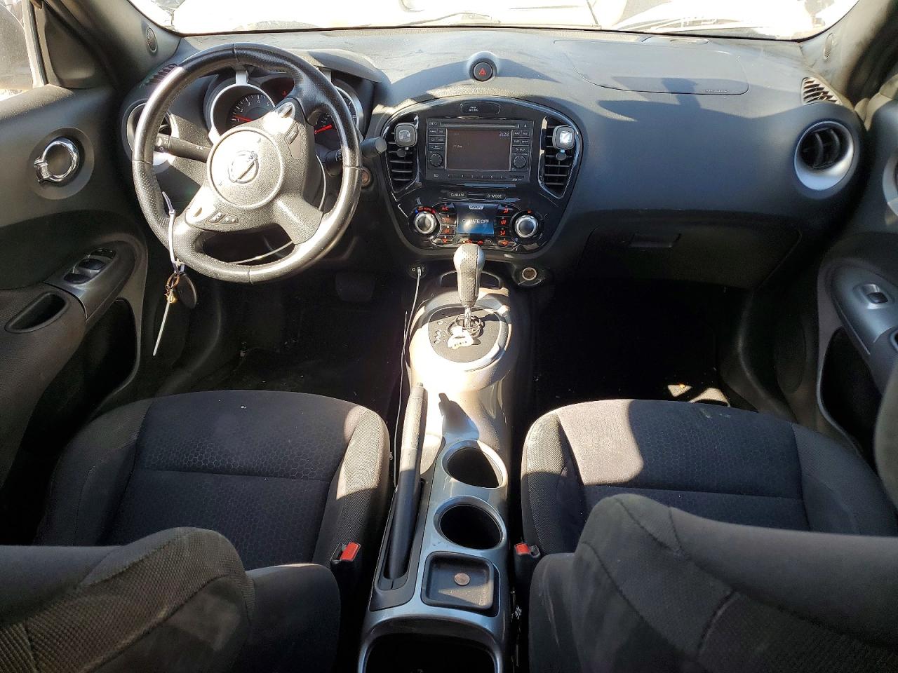 NISSAN JUKE 2011 — 9
