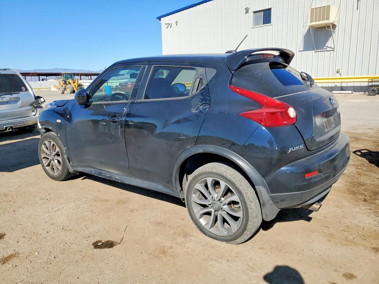 NISSAN JUKE 2011 — 3