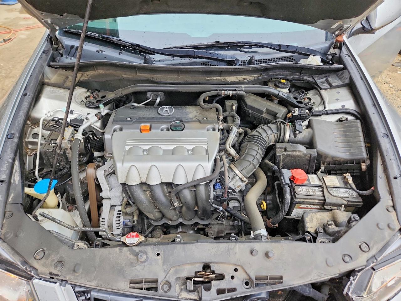 ACURA TSX 2010 — 12