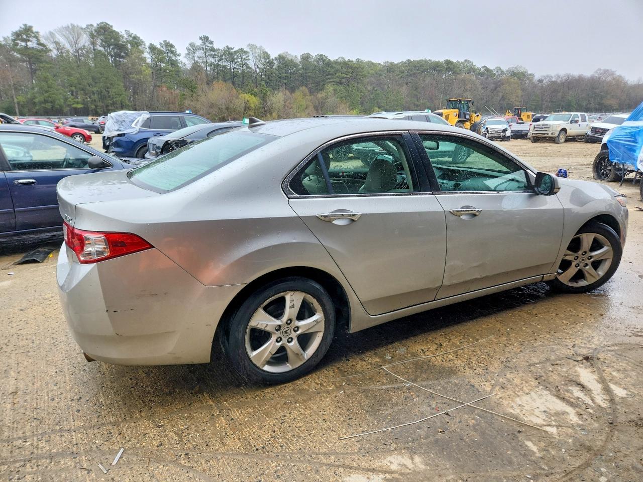 ACURA TSX 2010 — 4