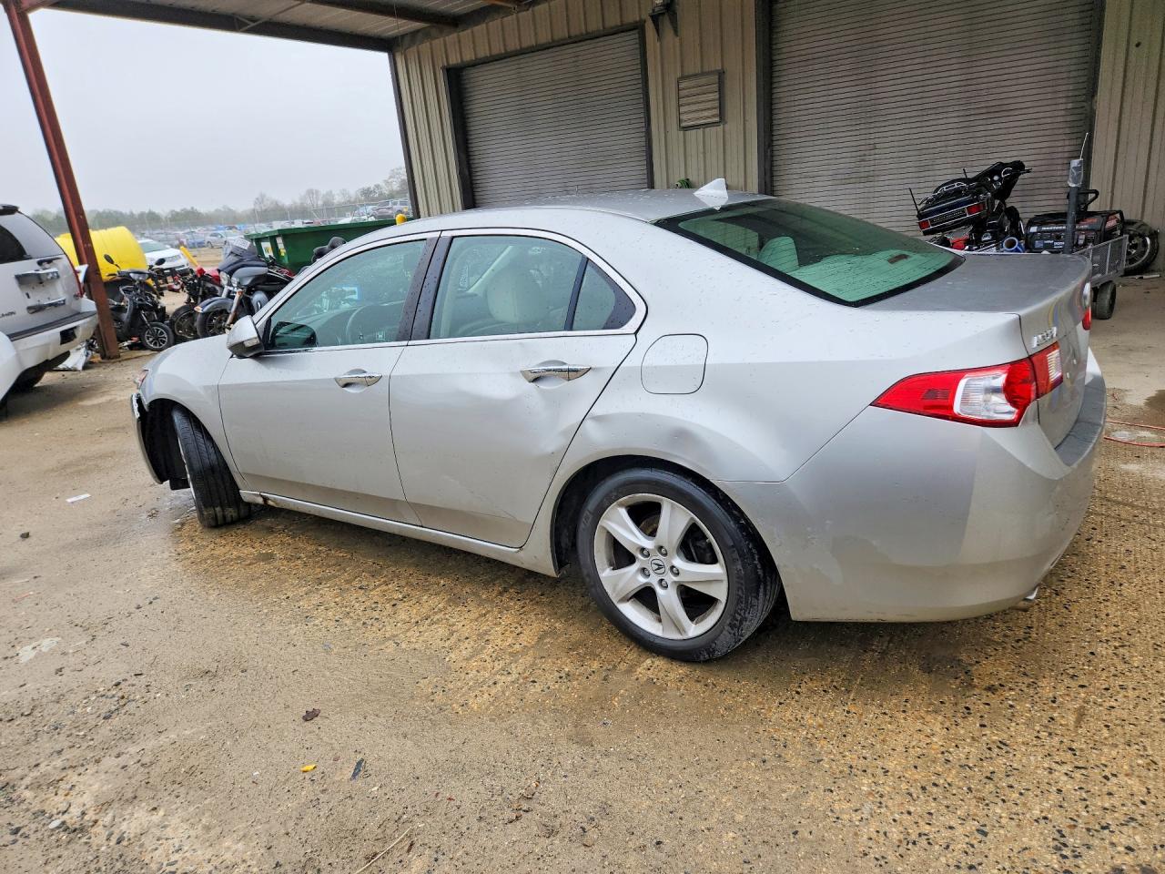 ACURA TSX 2010 — 3
