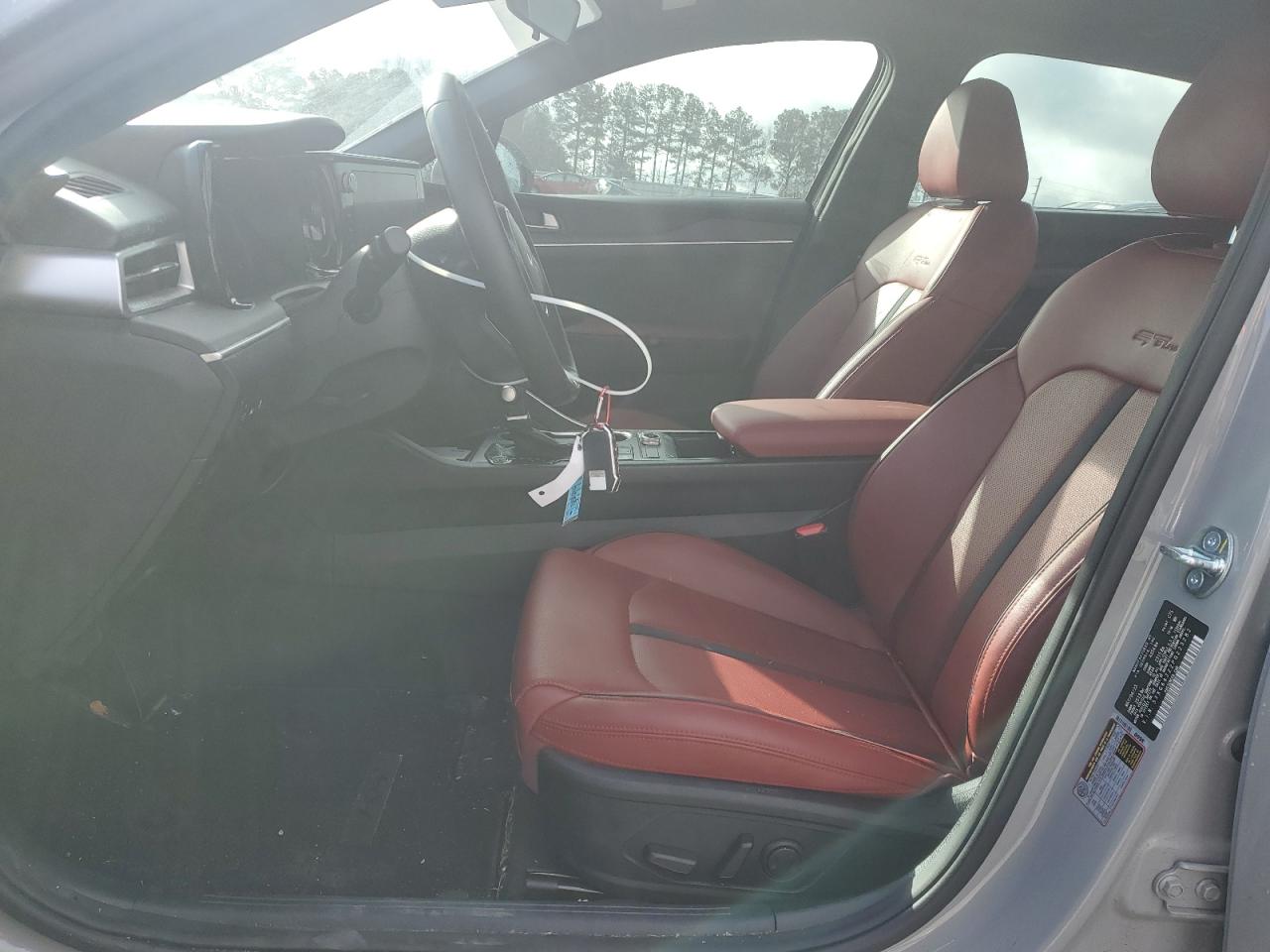 KIA K5 2023 — 8