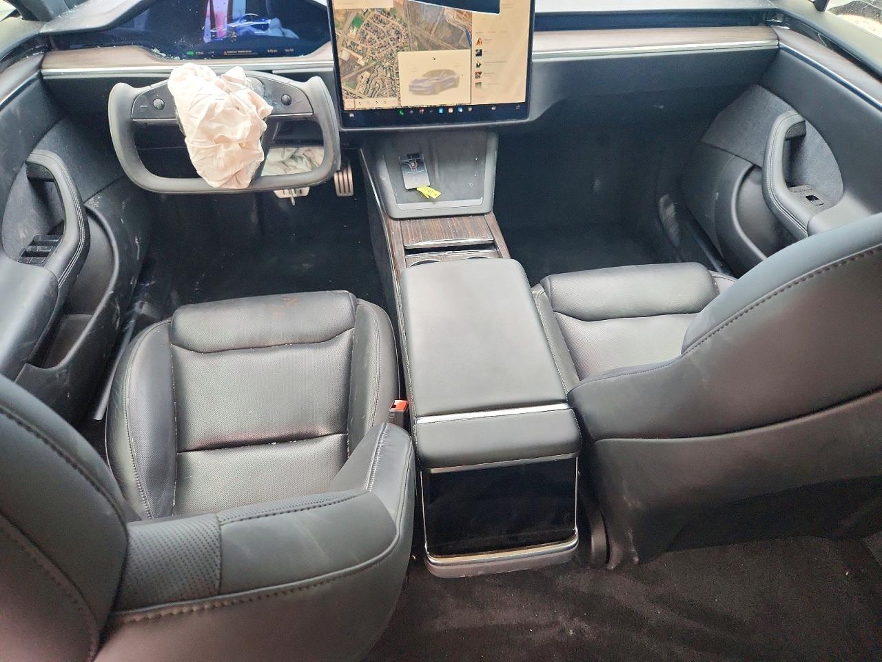 TESLA MODEL S 2021 — 9