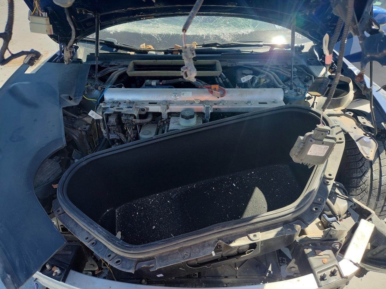 TESLA MODEL S 2021 — 12