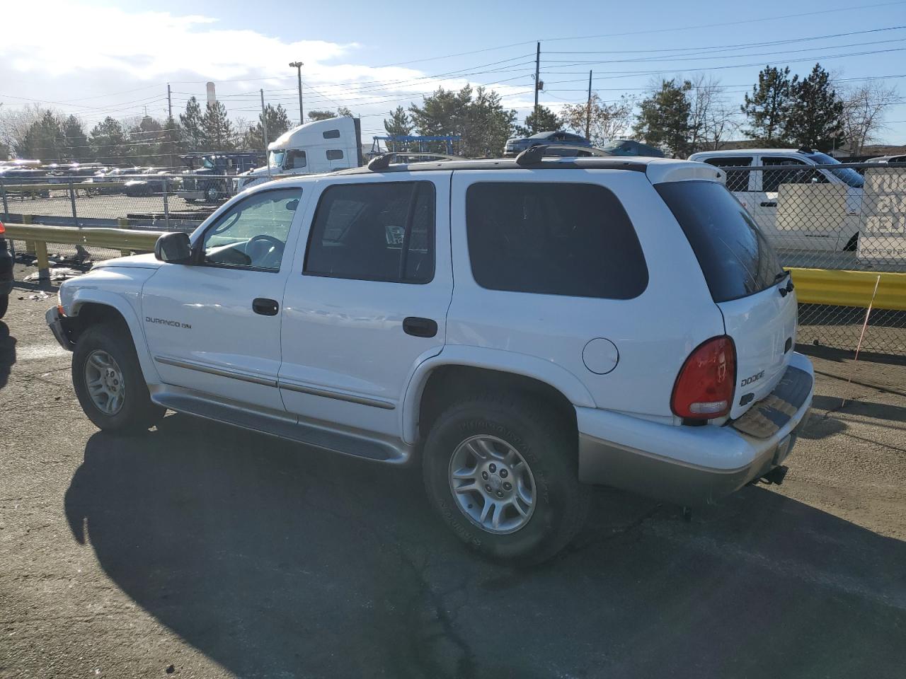DODGE DURANGO 2001 — 3