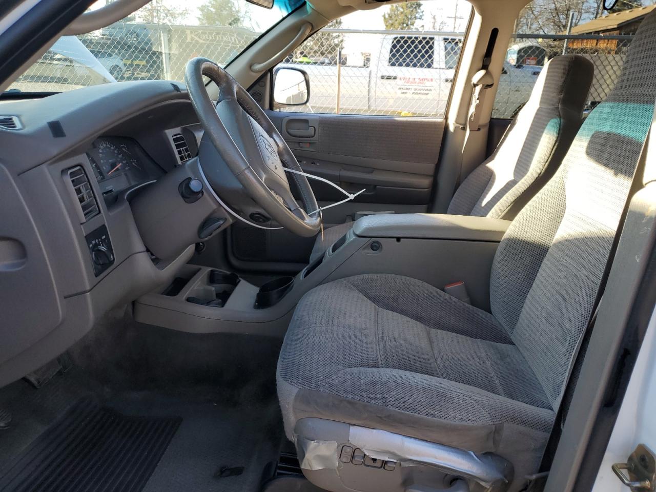 DODGE DURANGO 2001 — 8