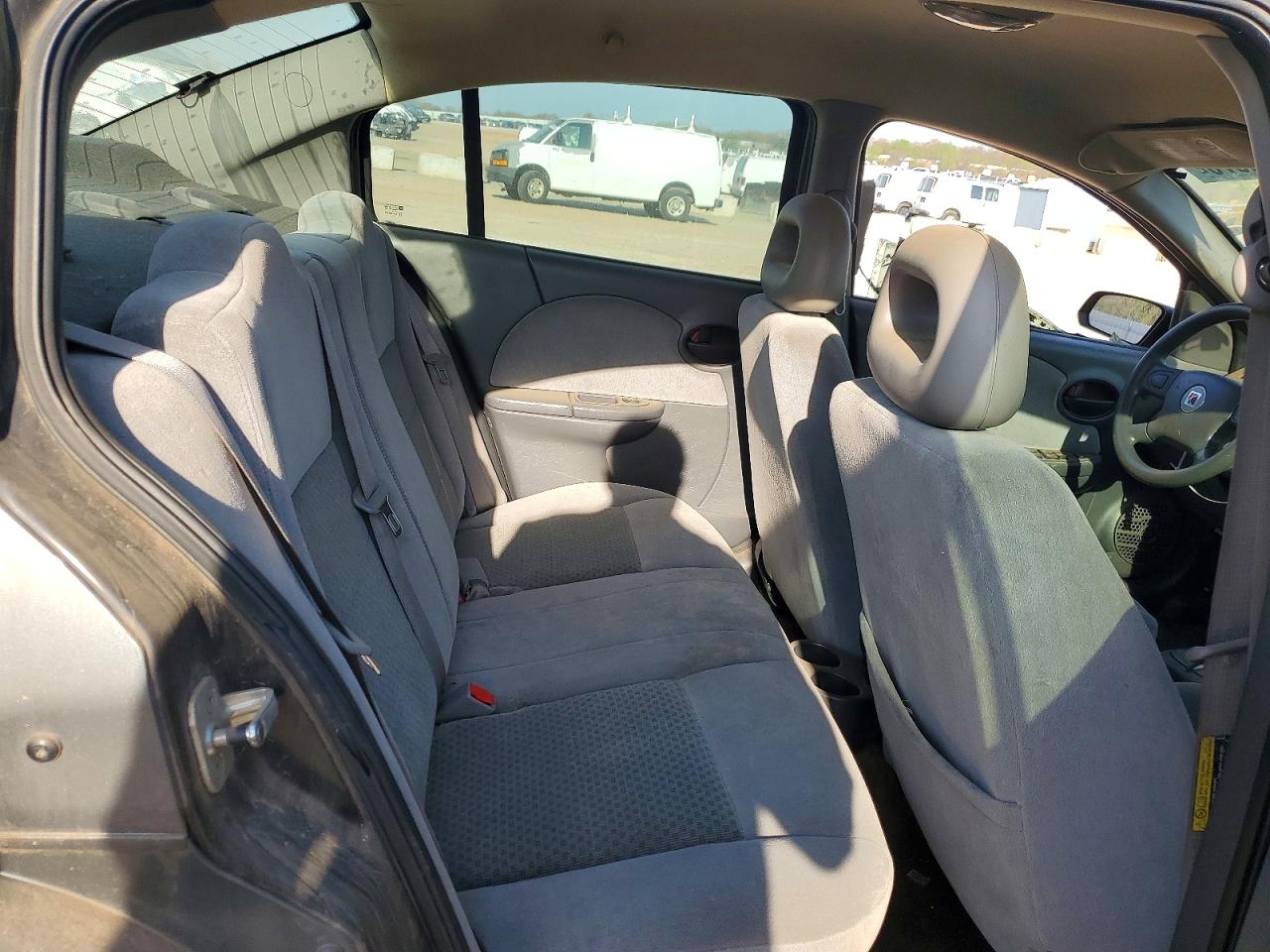 SATURN ION 2005 — 11