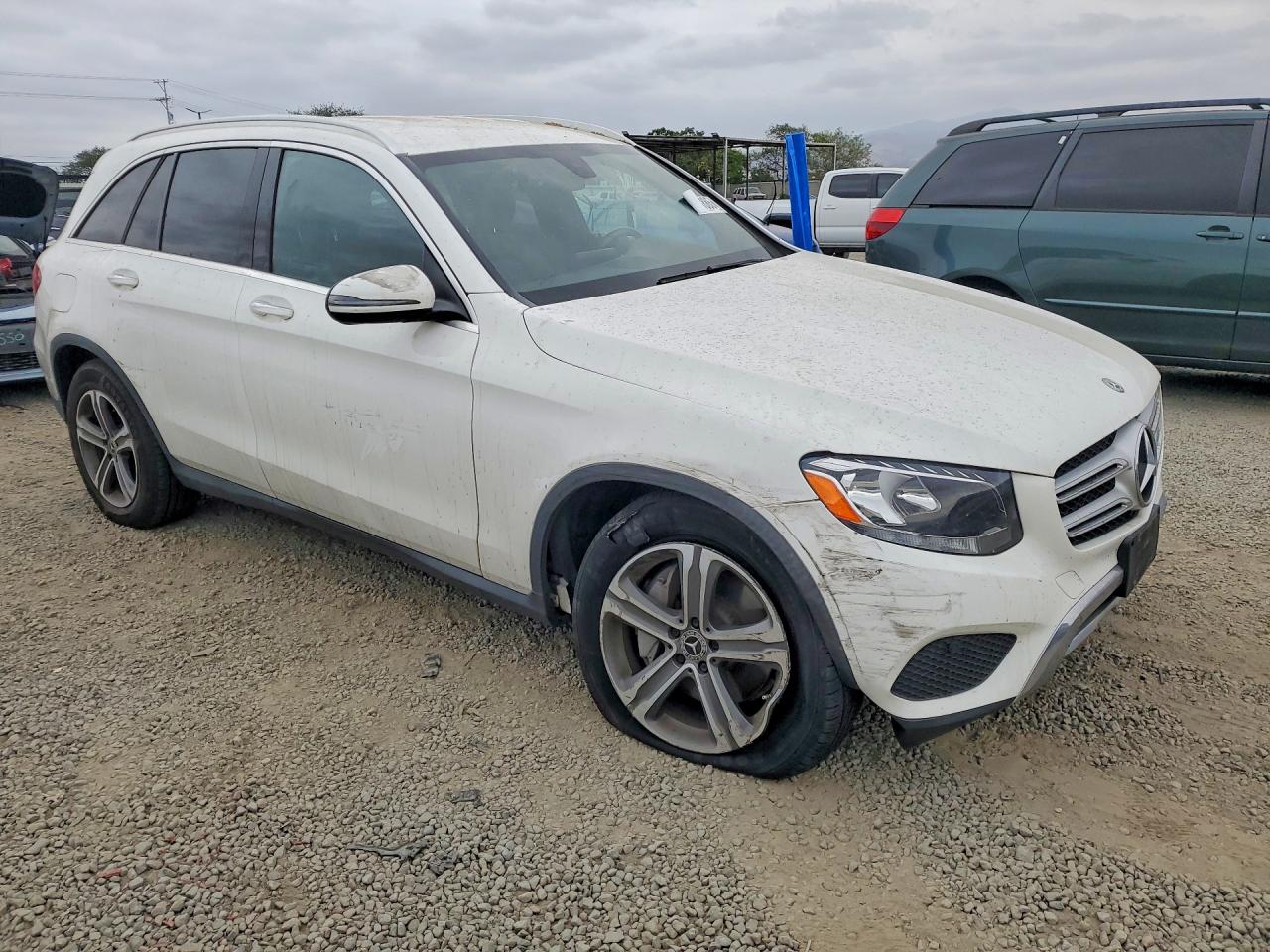2019 MERCEDES-BENZ GLC 300