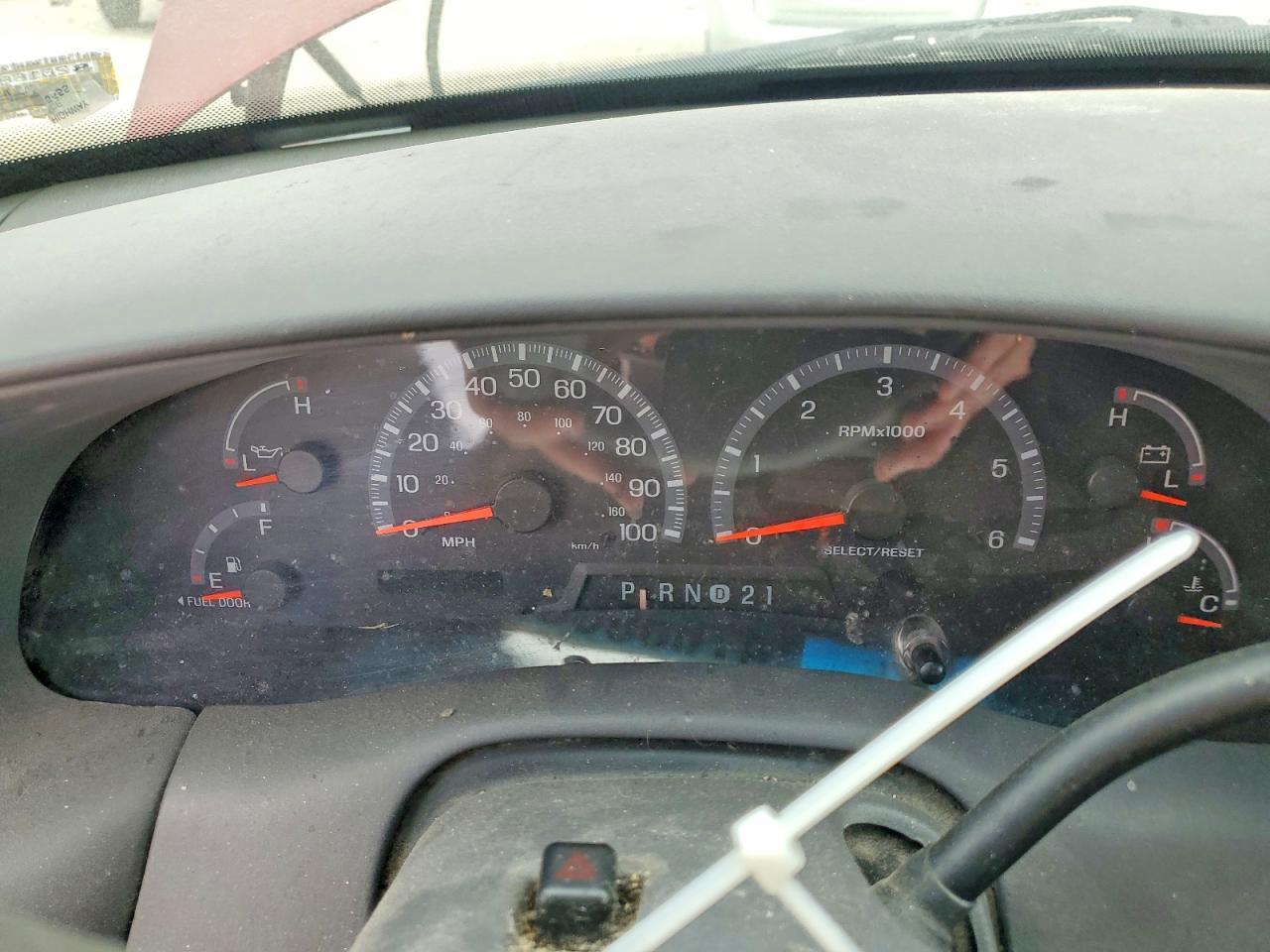 FORD F150 2002 — 10