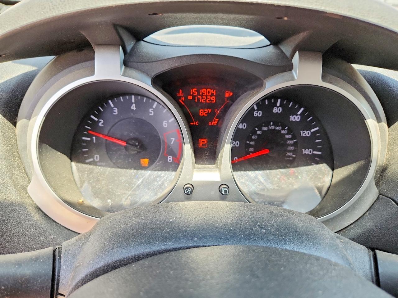 NISSAN JUKE 2011 — 10