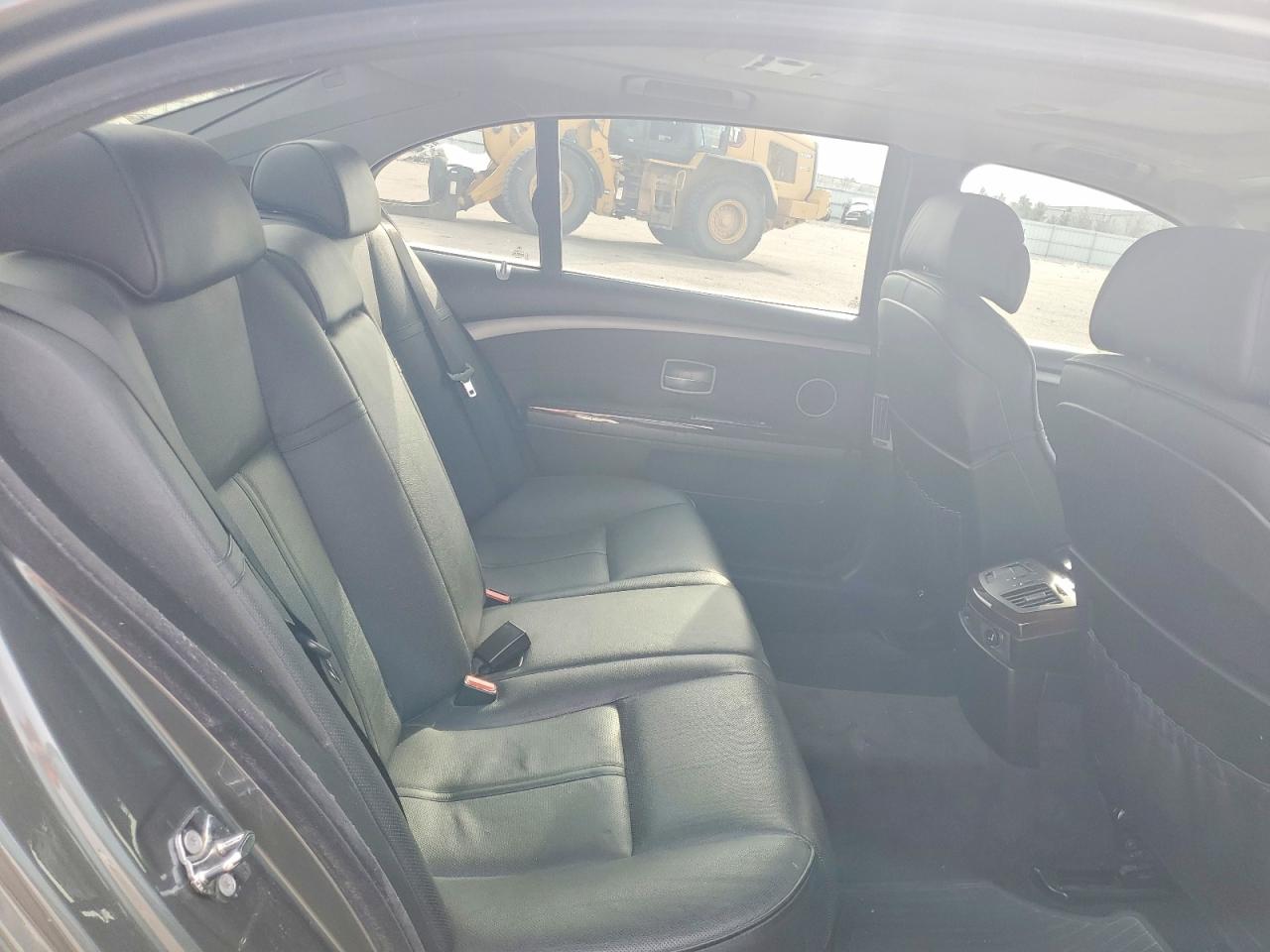 BMW 750 2008 — 11
