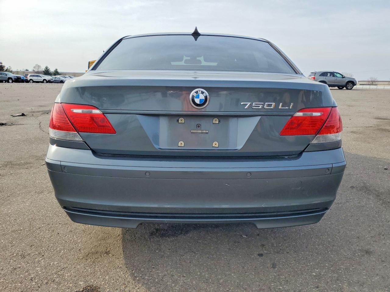 BMW 750 2008 — 7
