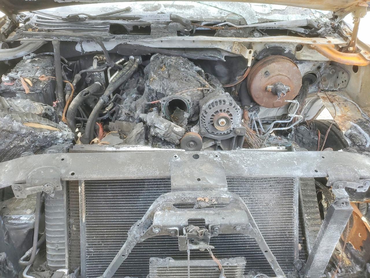 CHEVROLET SUBURBAN 2014 — 12