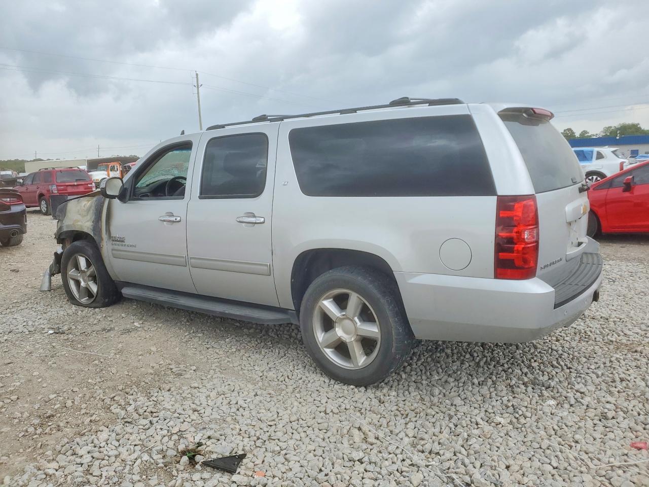 CHEVROLET SUBURBAN 2014 — 3