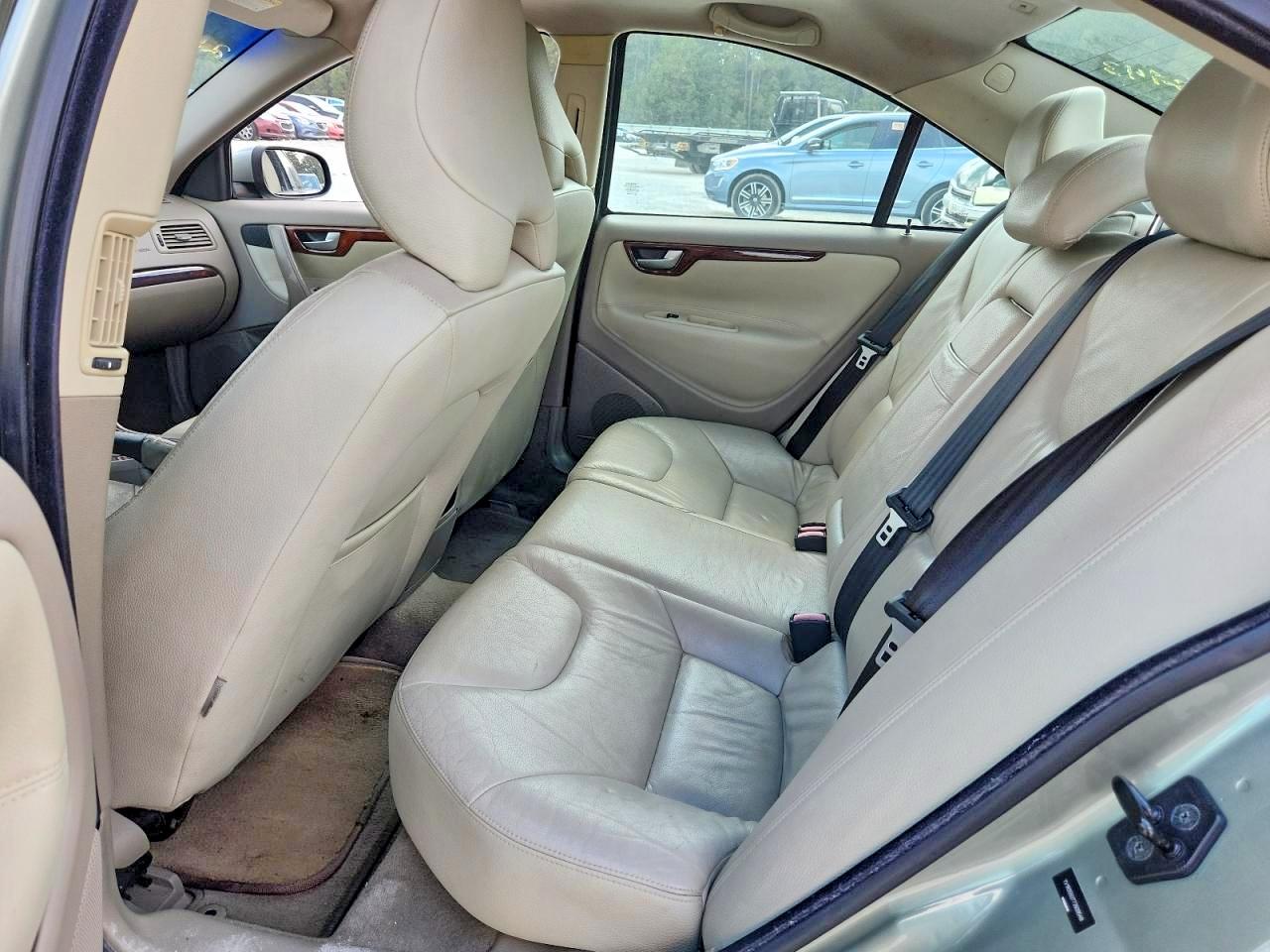 VOLVO S60 2007 — 11