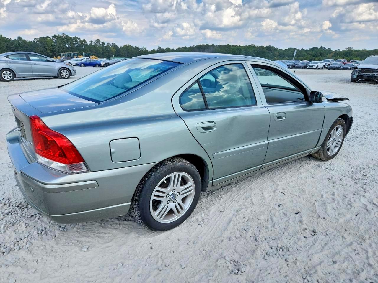 VOLVO S60 2007 — 4
