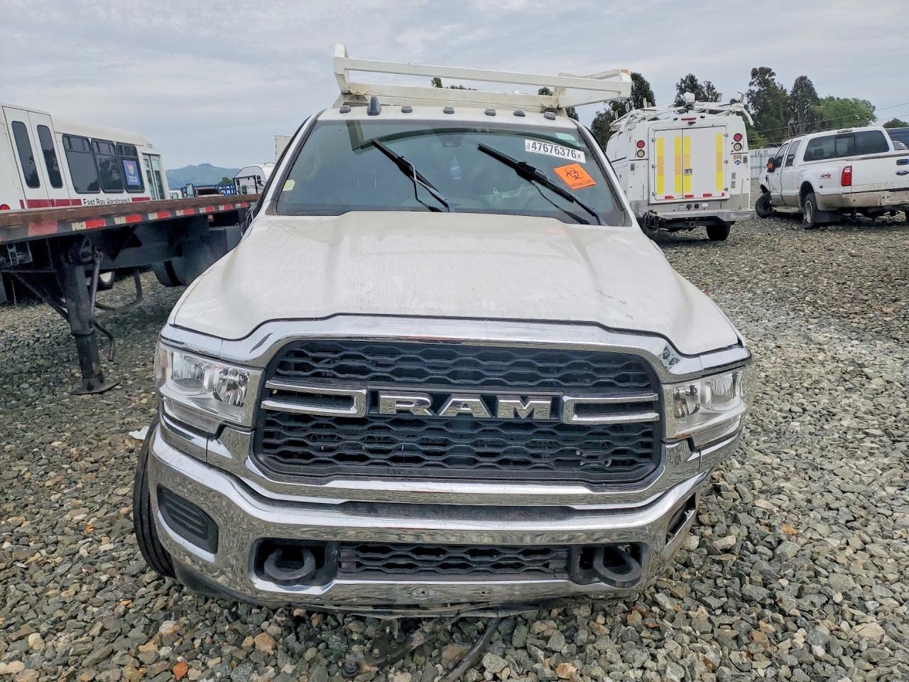 DODGE RAM 5500 2021 — 6