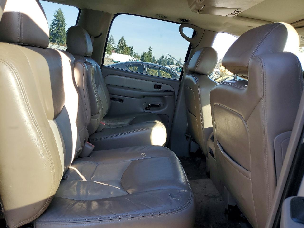 GMC YUKON XL 2005 — 12
