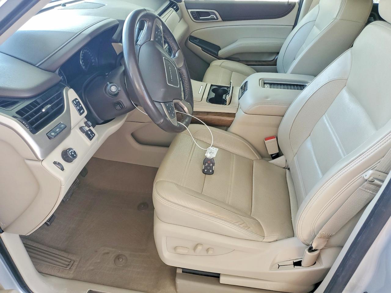 GMC YUKON 2020 — 8