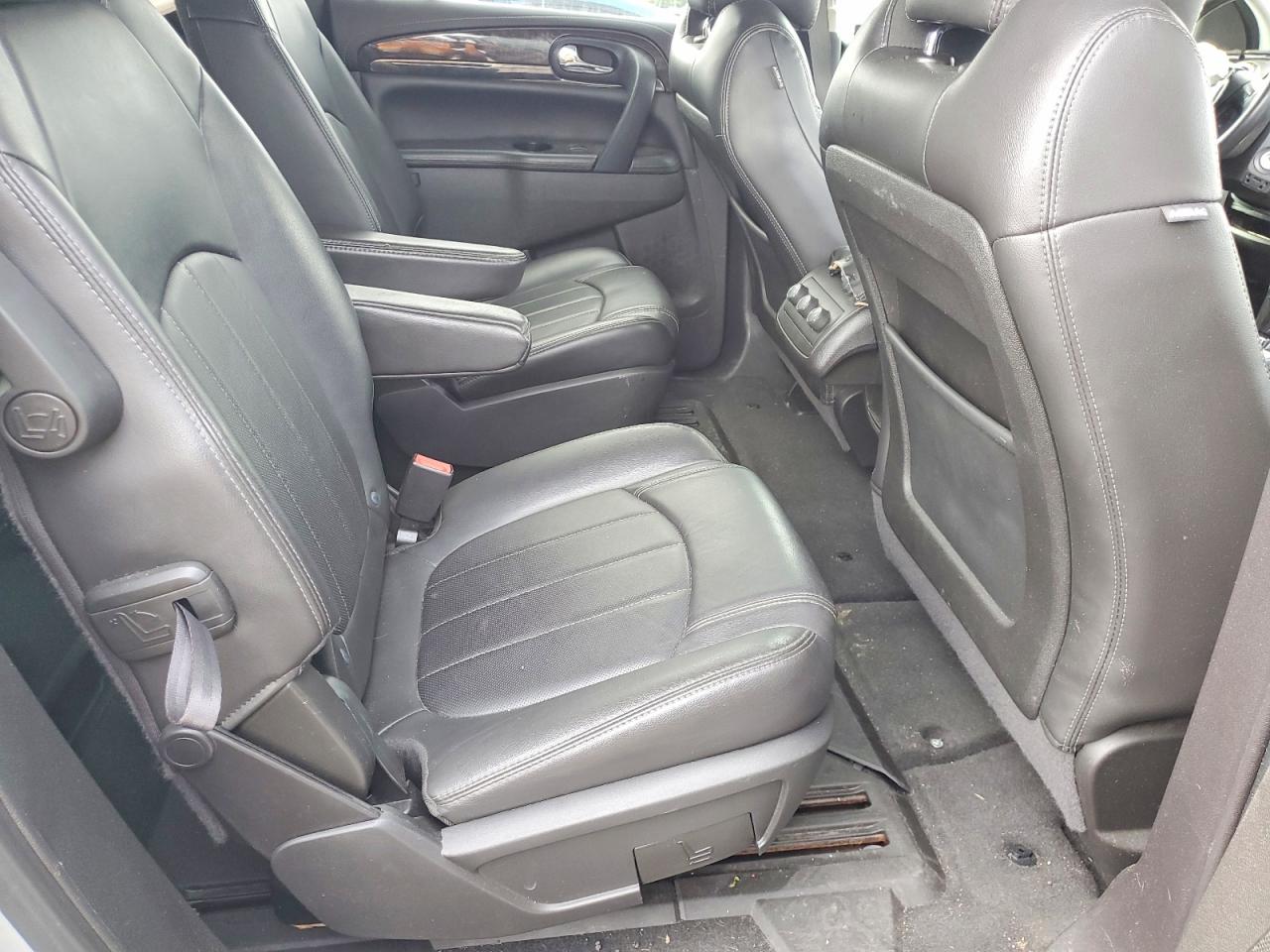 BUICK ENCLAVE 2017 — 12
