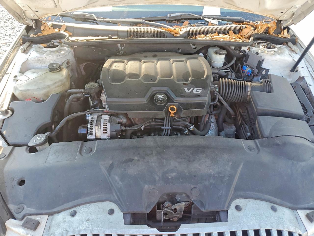 BUICK LUCERNE 2011 — 12