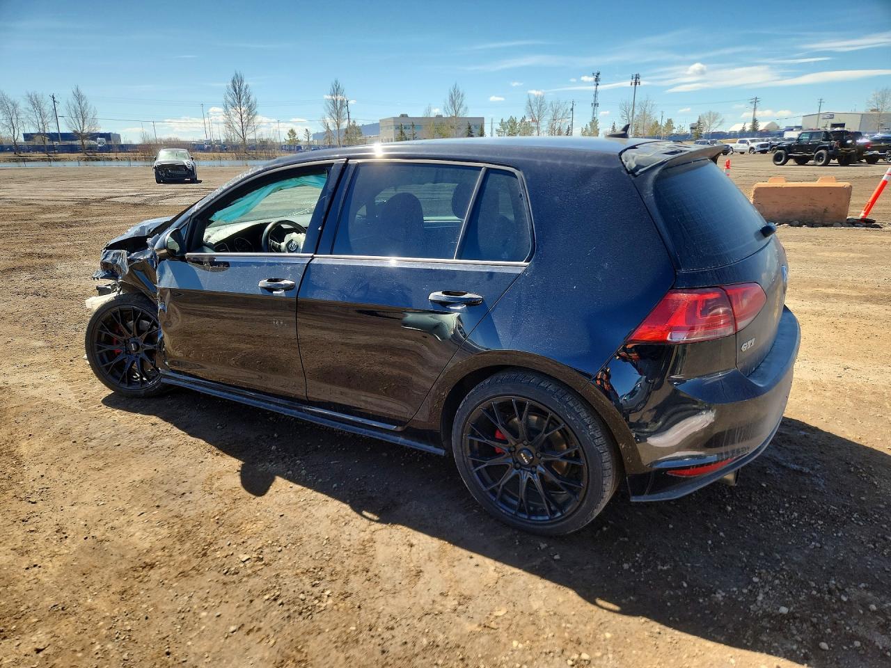 VOLKSWAGEN GTI 2015 — 3