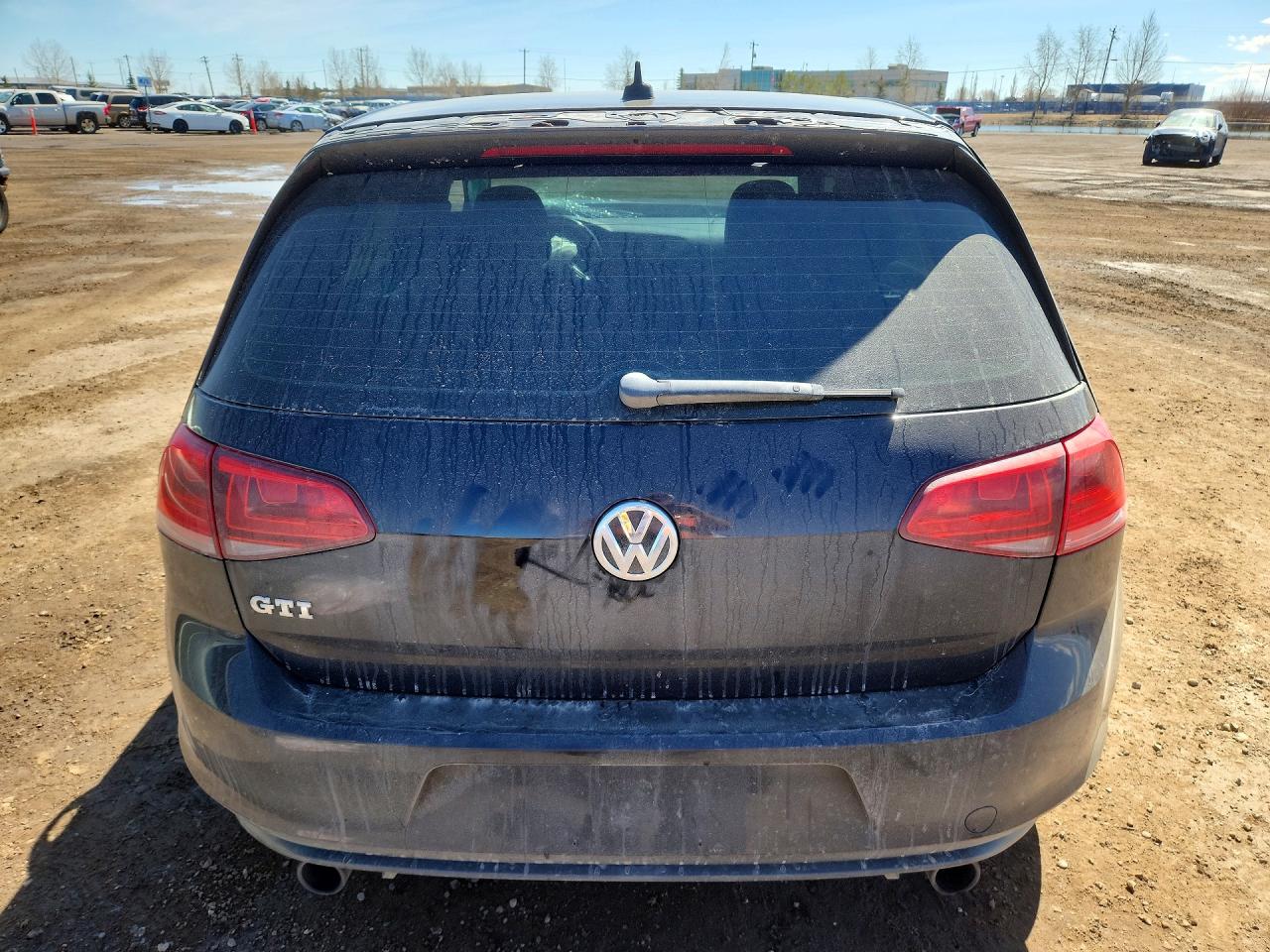 VOLKSWAGEN GTI 2015 — 7