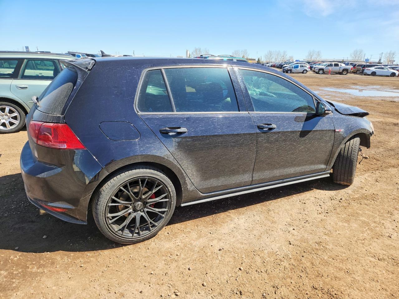 VOLKSWAGEN GTI 2015 — 4