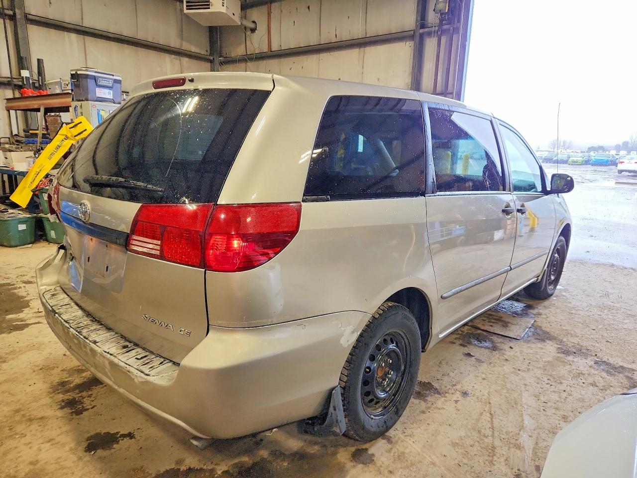 TOYOTA SIENNA 2005 — 4