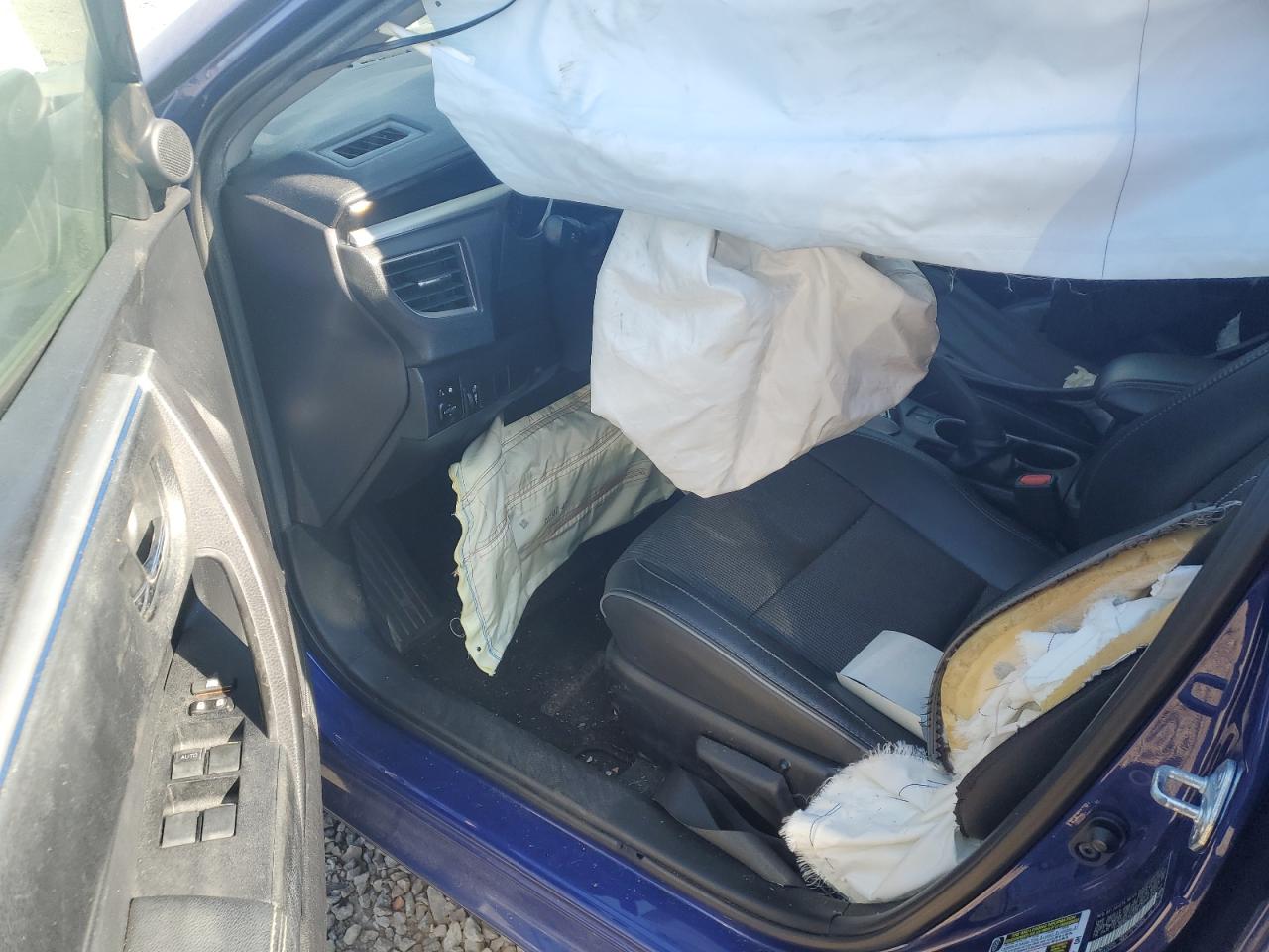 TOYOTA COROLLA 2015 — 9