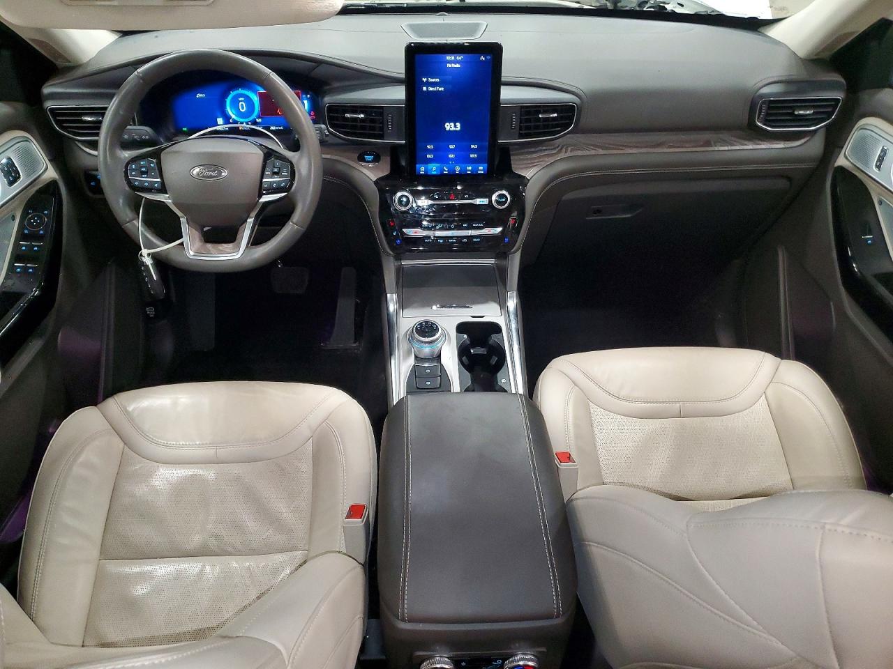 FORD EXPLORER 2023 — 9