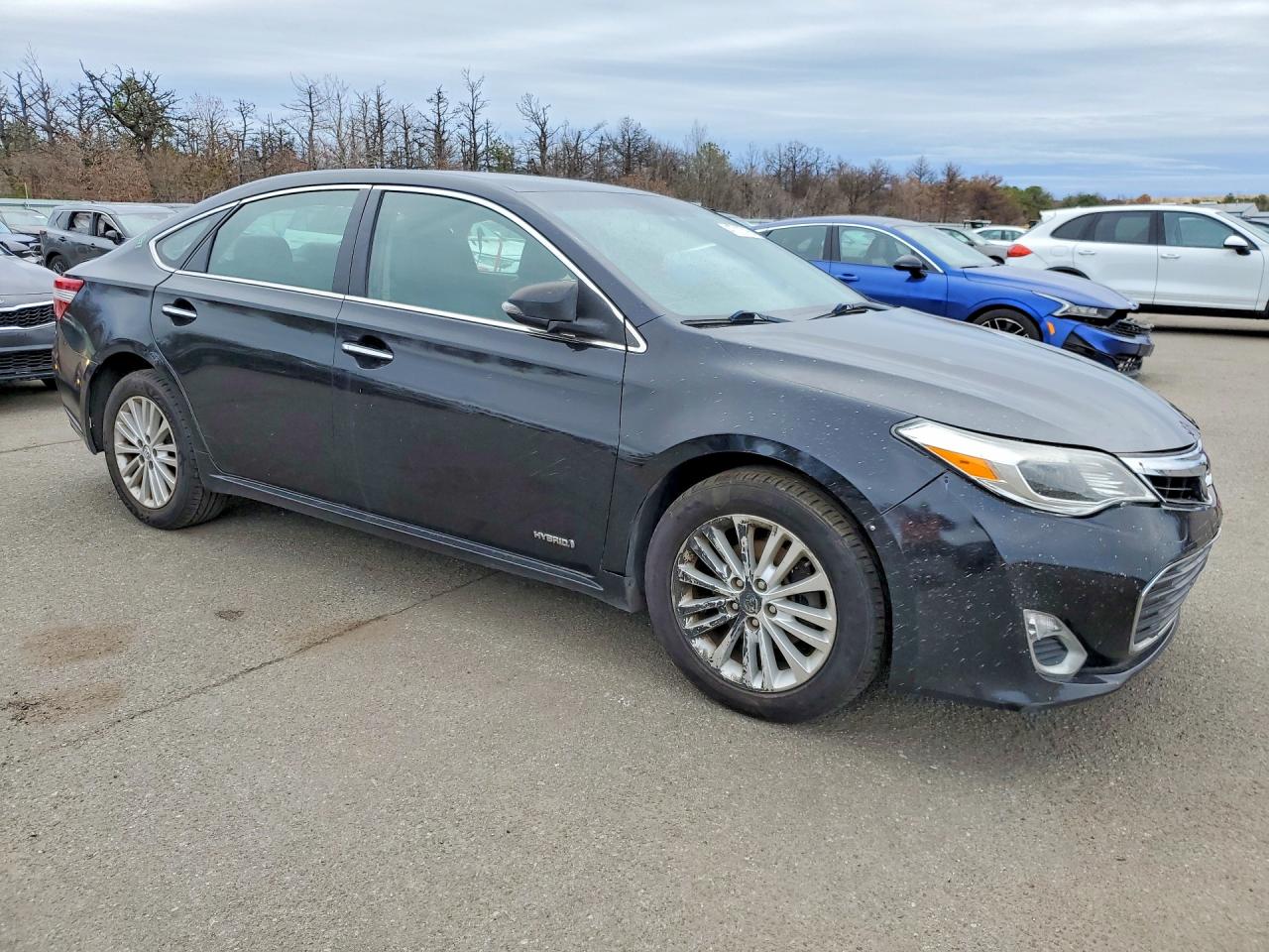 2013 TOYOTA AVALON HYBRID XLE PREMIUM