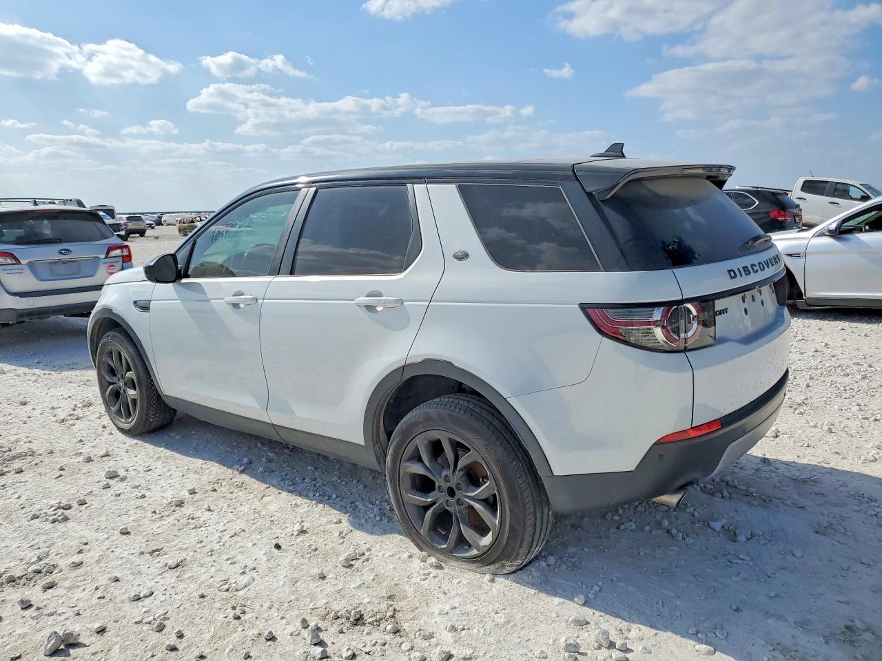 LAND ROVER DISCOVERY SPORT 2015 — 3